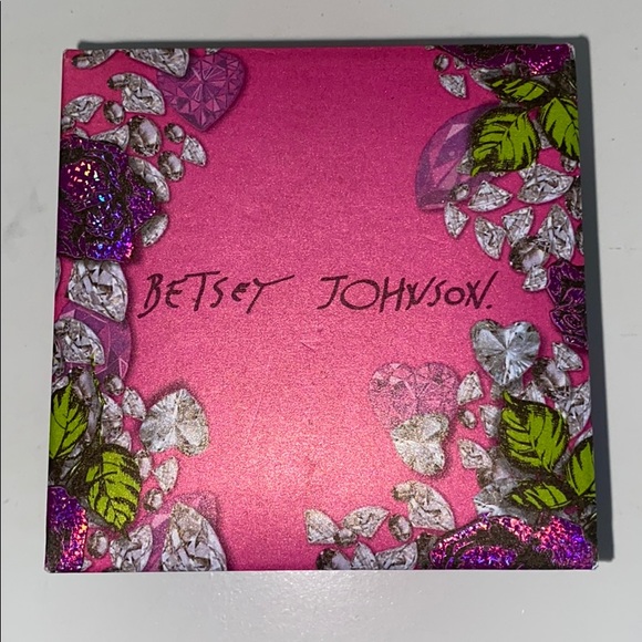 Brand new Betsey Johnson bracelet - Picture 8 of 8
